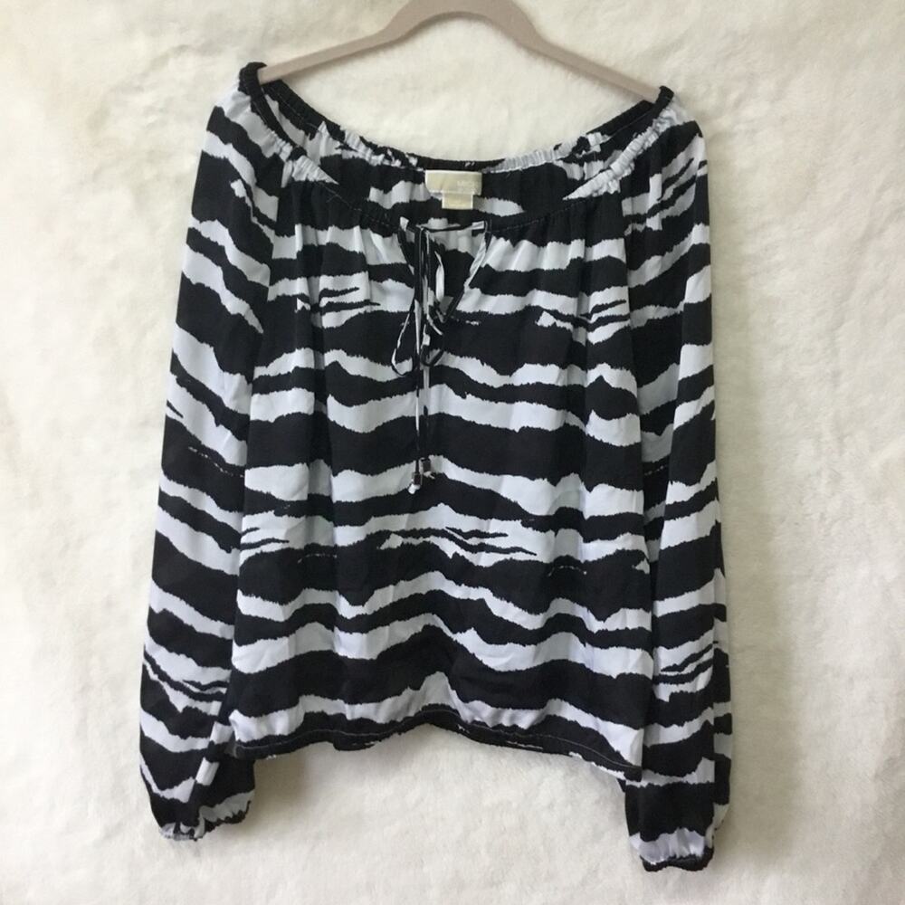 Michael Kors Black and White Pattern Top